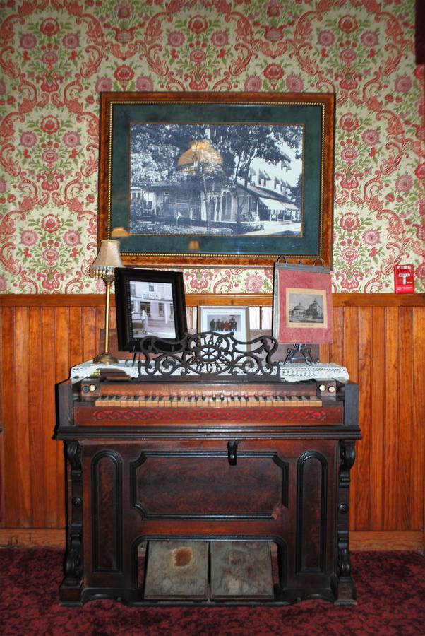 The Historic Park Hotel Put-in-Bay Buitenkant foto